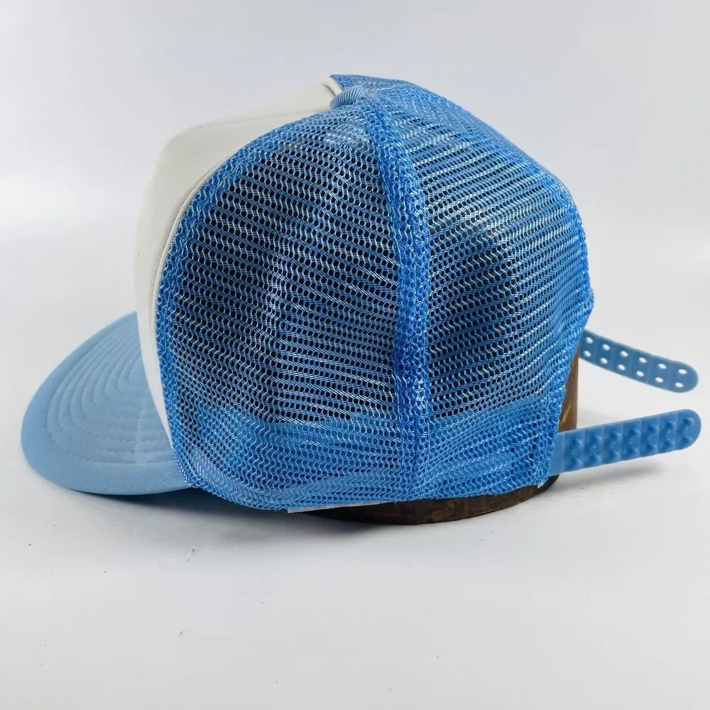 Winner Renaissance International hat good